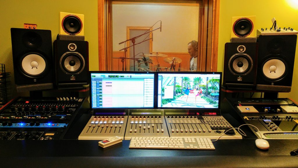 Grabando batería en Robin Groove